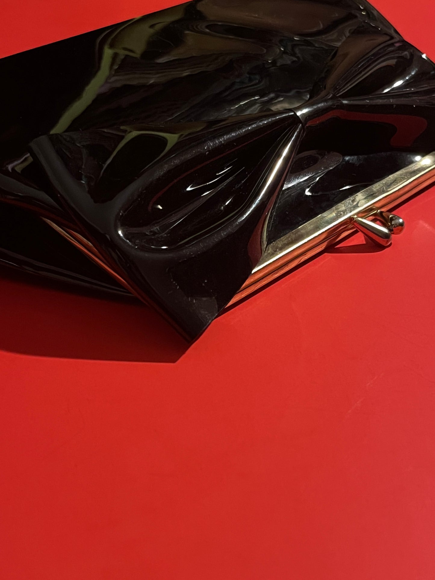 Vintage Bow Black Patent Leather Clutch